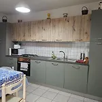 Lucca Historic Center Cozy Apartment!
